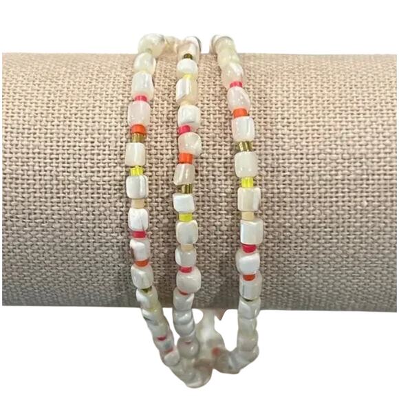 NWT LOFT Pearlized Multi-Strand Ivory, Pink & Yellow Beaded Bracelet - Picture 4 of 10